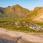 Кемпинг Lofoten Camp *